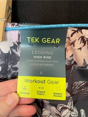TEK GEAR Leggings | floral pattern | NWT | Size Large | workout pants